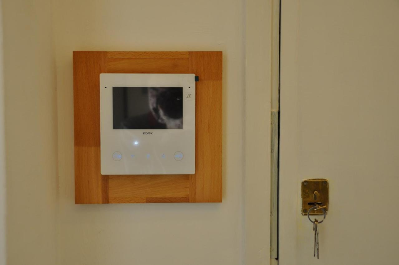 C Studio - Design Bilo Suite -M3- 8 Min Dal Duomo ミラノ エクステリア 写真