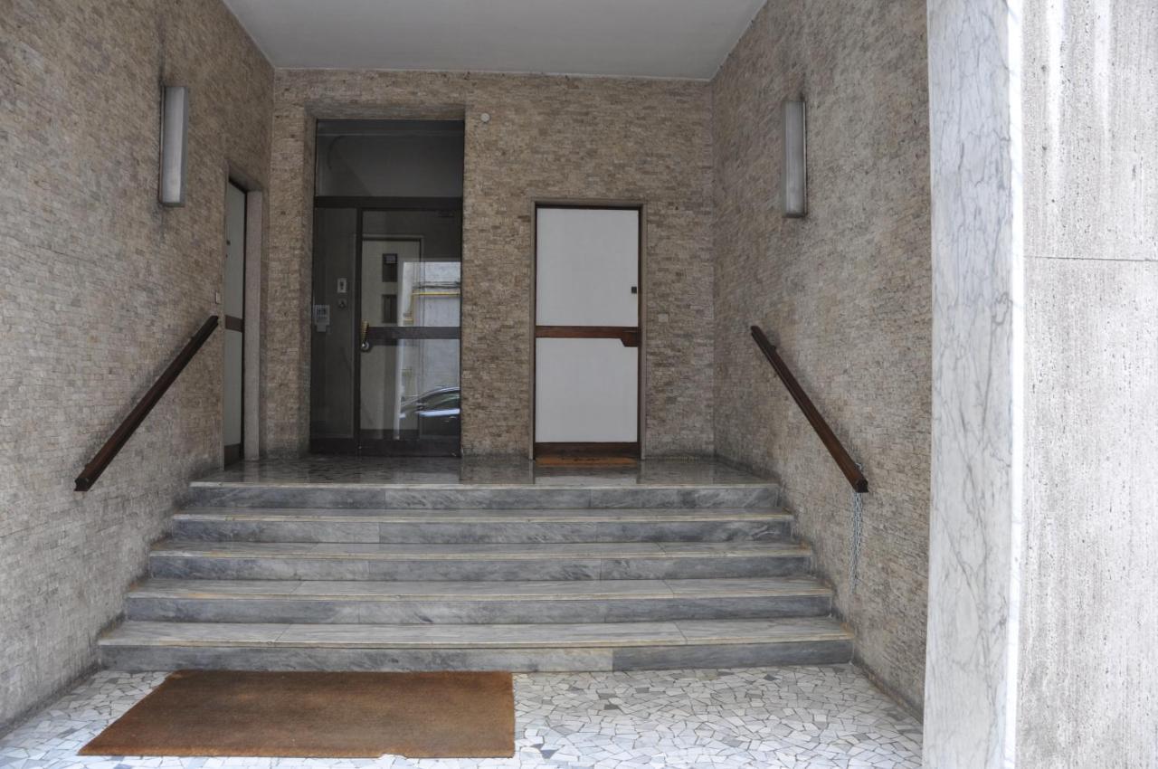 C Studio - Design Bilo Suite -M3- 8 Min Dal Duomo ミラノ エクステリア 写真