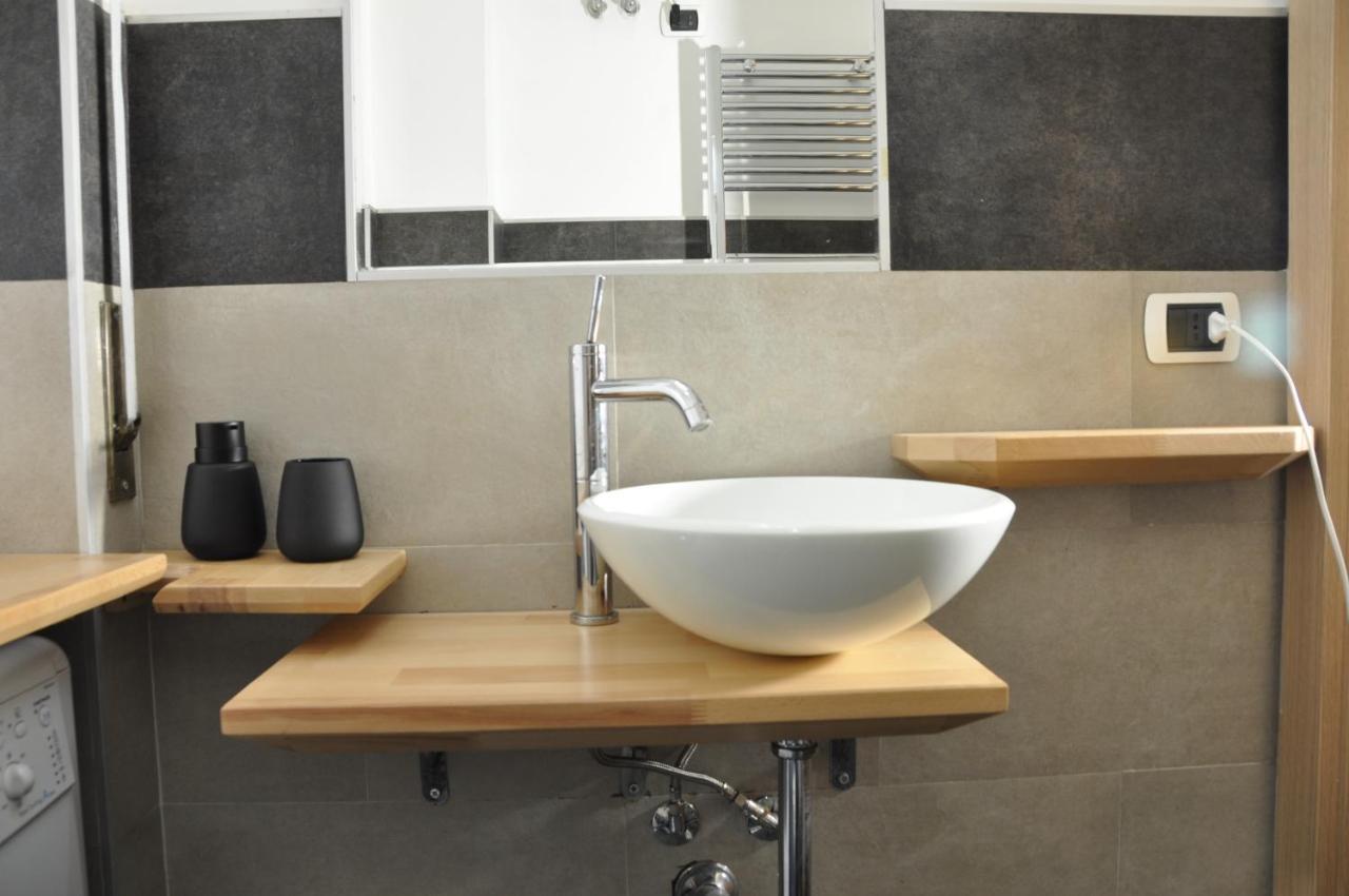 C Studio - Design Bilo Suite -M3- 8 Min Dal Duomo ミラノ エクステリア 写真