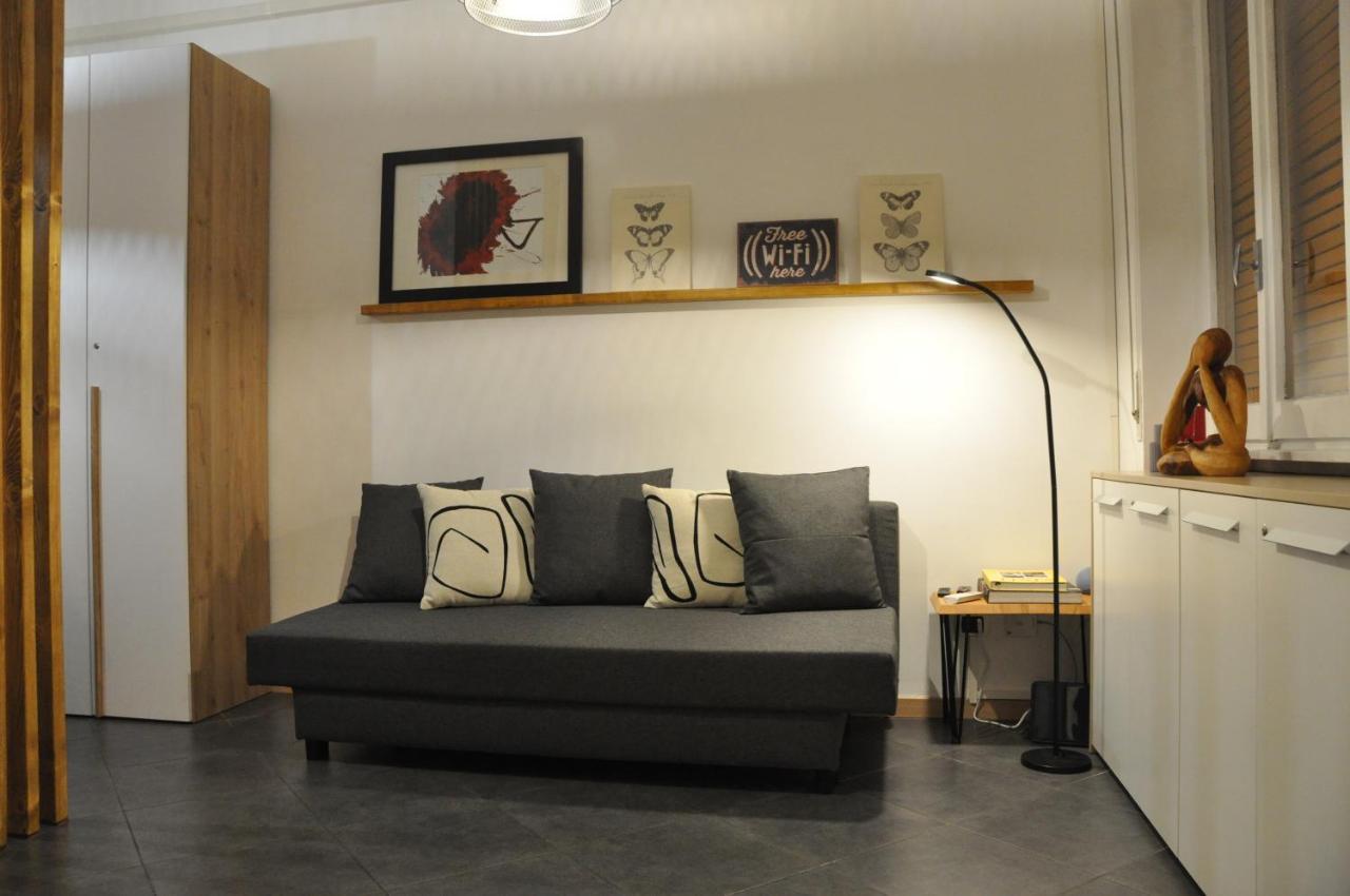 C Studio - Design Bilo Suite -M3- 8 Min Dal Duomo ミラノ エクステリア 写真