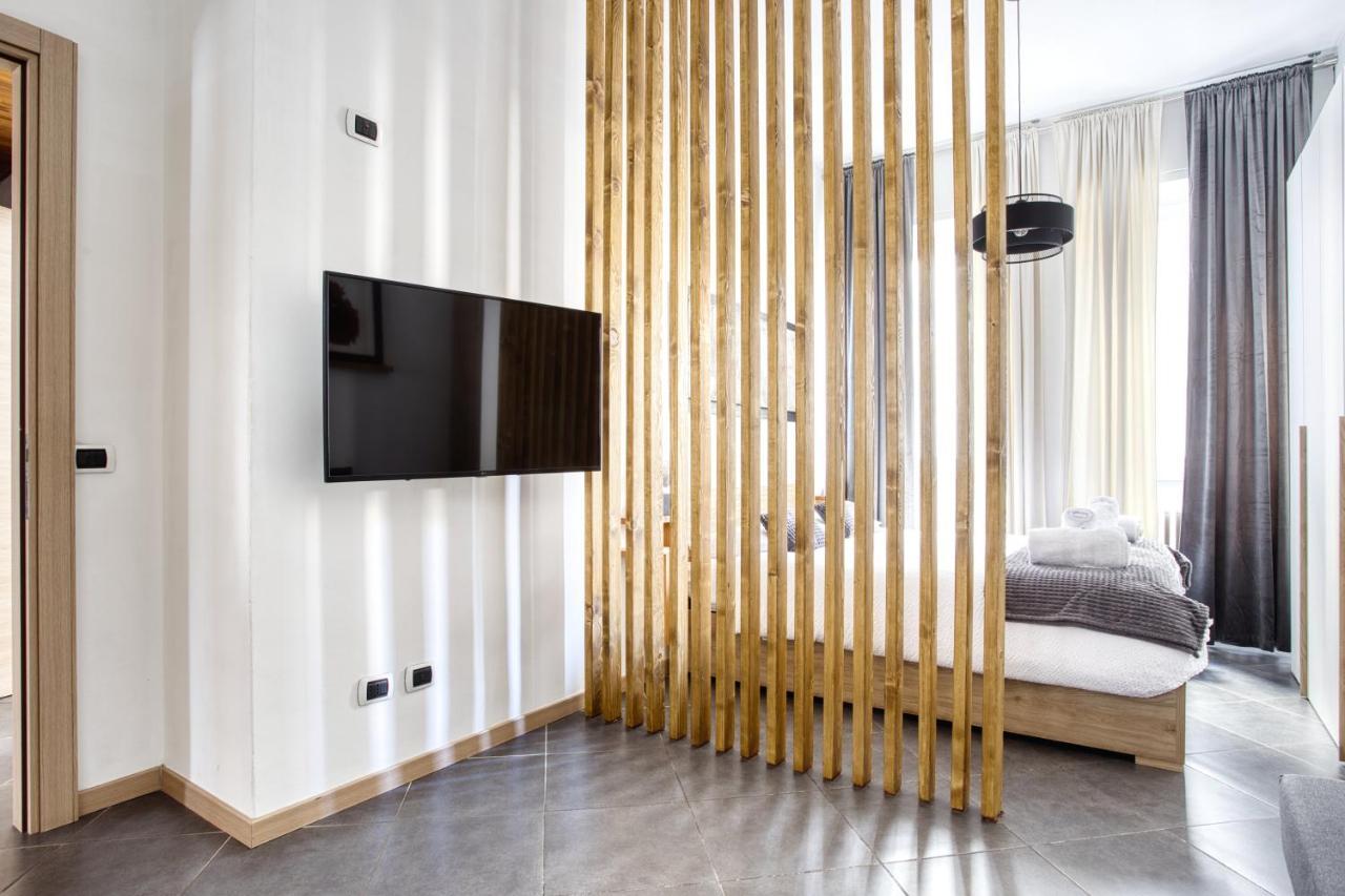 C Studio - Design Bilo Suite -M3- 8 Min Dal Duomo ミラノ エクステリア 写真